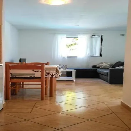 - Comfort One Bedroom T C3