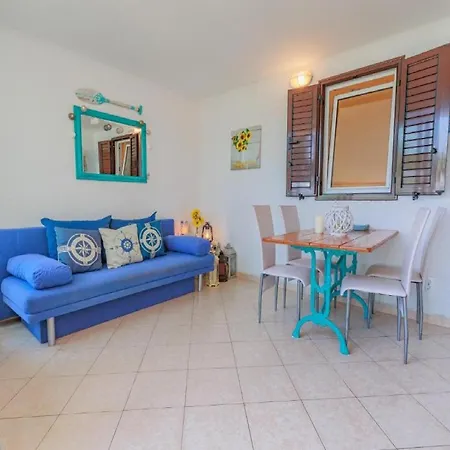 - Comfort One Bedroom T C3 Apartment