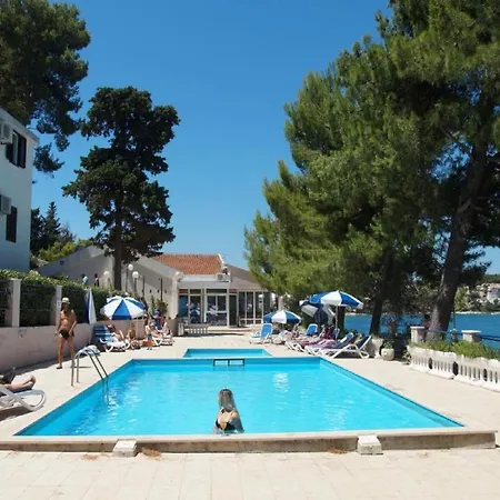 - Comfort One Bedroom T C3 Apartment