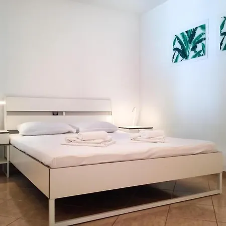 Apartment - Comfort One Bedroom T C3 *